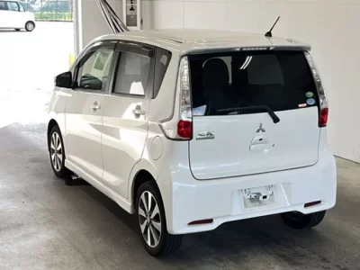 Mitsubishi EK CUSTOM