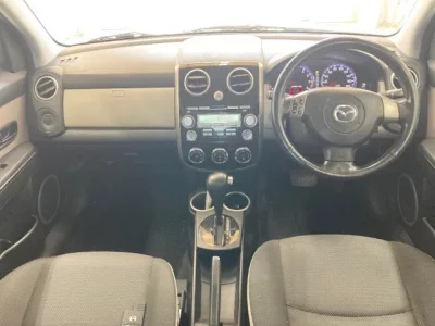 Mazda VERISA
