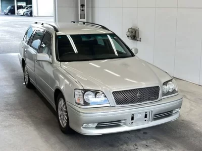 Toyota CROWN ESTATE
