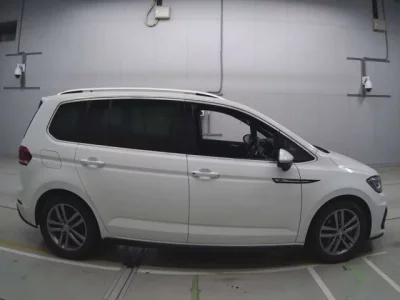 Volkswagen GOLF TOURAN