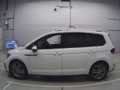 Volkswagen GOLF TOURAN