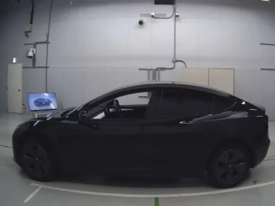 Tesla MODEL3