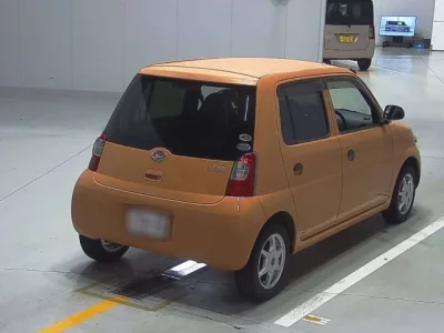 Daihatsu Esse