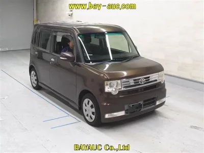 Toyota PIXIS SPACE