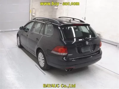 Volkswagen GOLF VARIANT