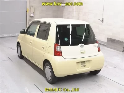 Daihatsu Esse