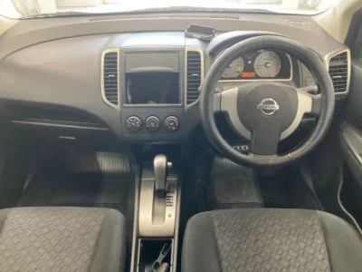 Nissan WINGROAD