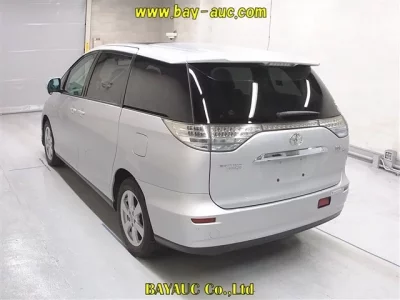 Toyota ESTIMA HYBRID