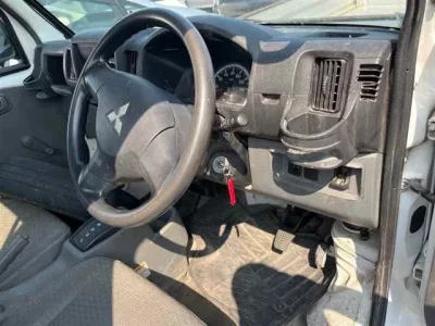 Mitsubishi MINICAB TRUCK