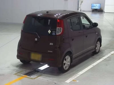 Suzuki MRWAGON