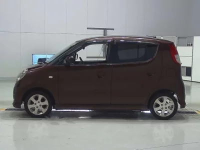 Suzuki MRWAGON