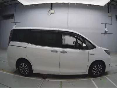 Toyota ESQUIRE