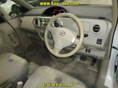Toyota PORTE