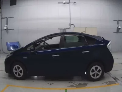 Toyota PRIUS PHV