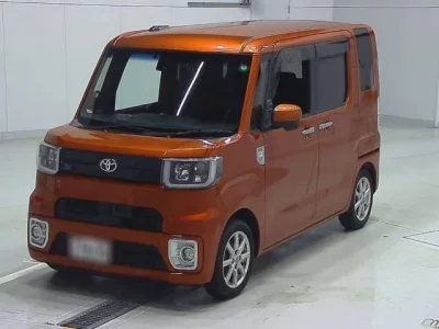 Toyota PIXIS MEGA