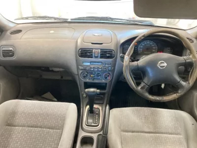 Nissan SUNNY
