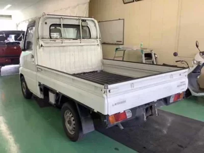 Mitsubishi MINICAB TRUCK