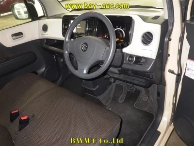 Suzuki MRWAGON
