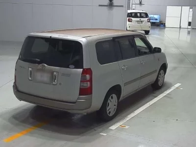 Toyota SUCCEED