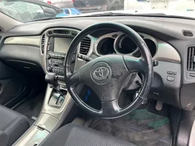 Toyota KLUGER
