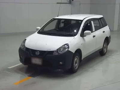 Nissan AD