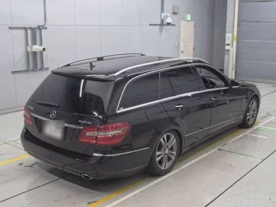 Mercedes-Benz E CLASS WAGON