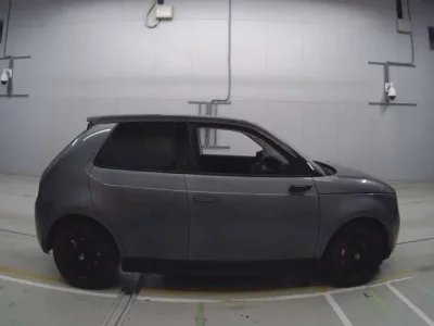 Honda E