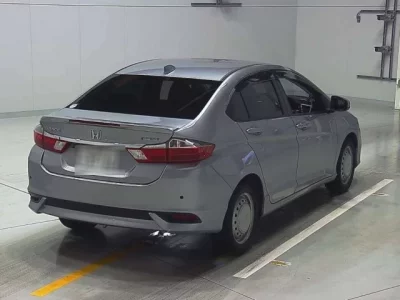 Honda GRACE