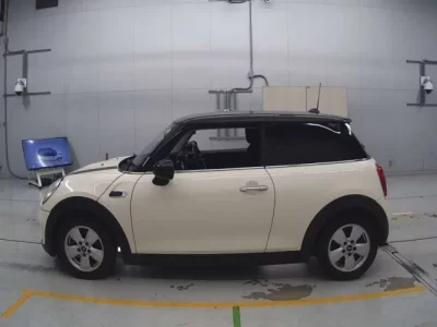 BMW MINI