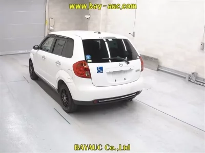 Mazda VERISA