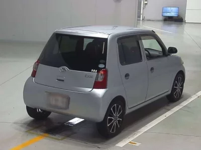 Daihatsu Esse