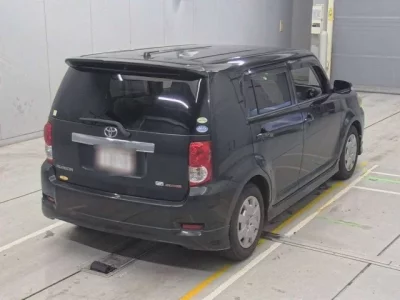 Toyota COROLLA RUMION