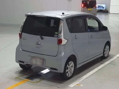 Mitsubishi EK CUSTOM