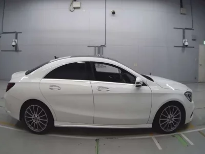 Mercedes-Benz CLA CLASS