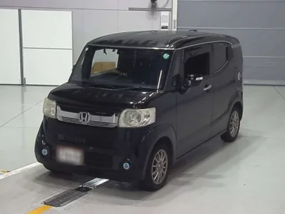 Honda N BOX SLASH