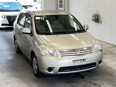 Toyota RAUM