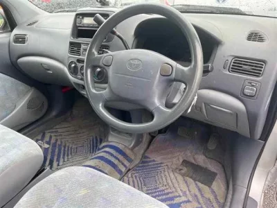 Toyota RAUM