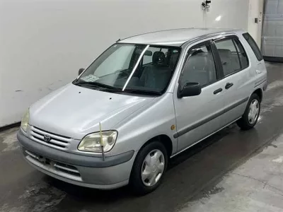 Toyota RAUM