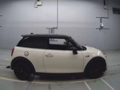 BMW MINI