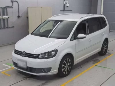Volkswagen GOLF TOURAN
