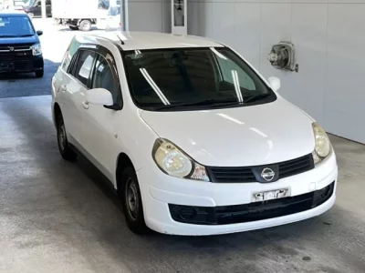 Nissan AD