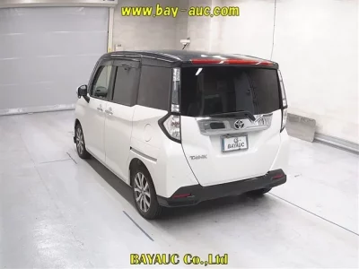 Toyota TANK