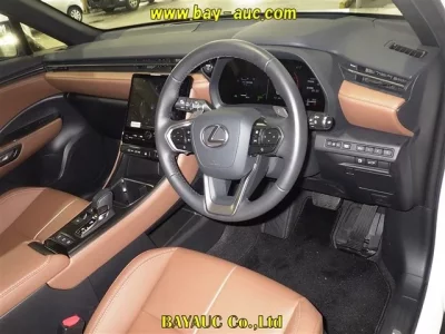 Lexus LBX