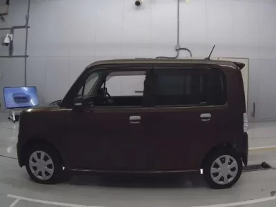 Toyota PIXIS SPACE