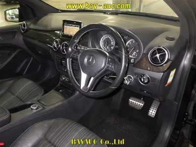 Mercedes-Benz B CLASS