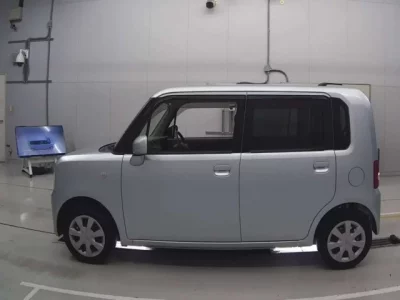 Toyota PIXIS SPACE