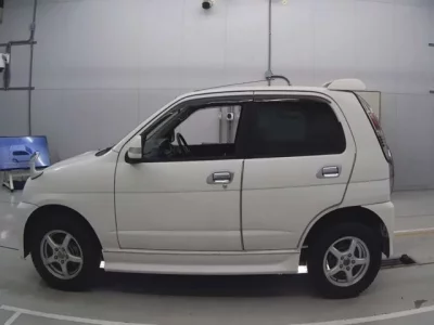 Daihatsu TERIOS KID