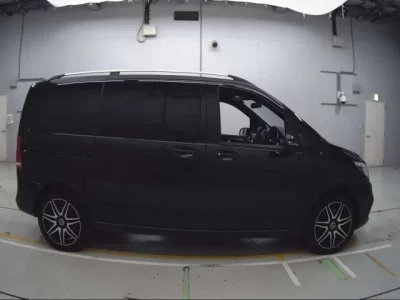 Mercedes-Benz V CLASS