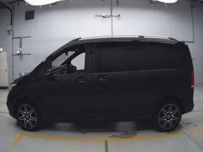 Mercedes-Benz V CLASS