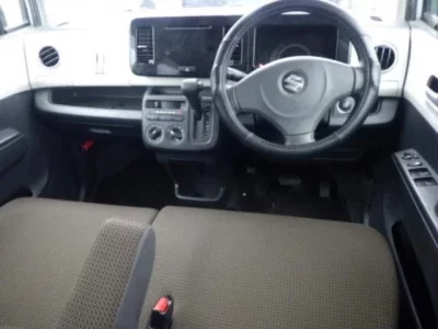 Suzuki MRWAGON